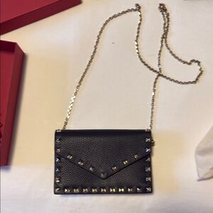 Authentic Valentino Wallet on Chain- Black **Priced to sell- no offers**